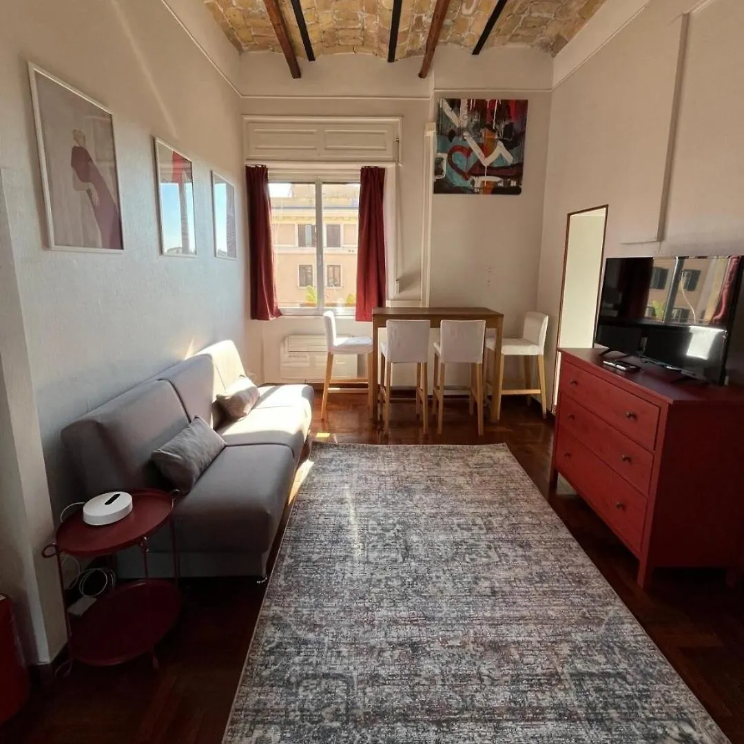 La Spezia House contacts